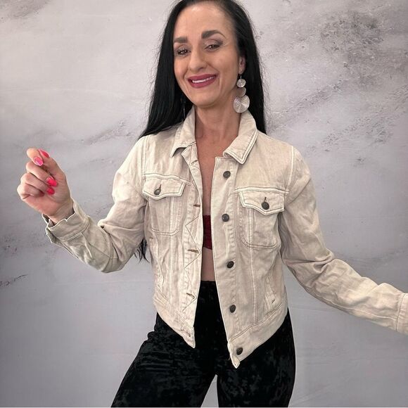 Maurices Jackets & Blazers - Maurice’s denim jean light jacket coat